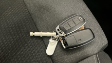 Nissan Qashqai 1.3 DiG-T MH 158 N-Connecta 5dr Xtronic Petrol Hatchback